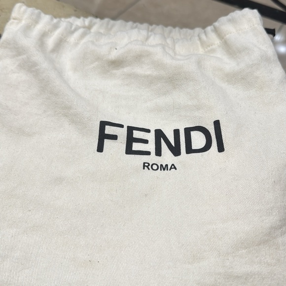 Fendi Women Shoulder Bag Embossed Kan U - Picture 7 of 8